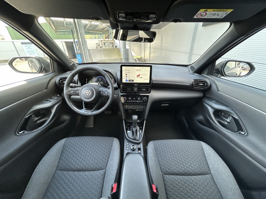 TOYOTA Yaris Cross 1.5 Trend AWD-image-5