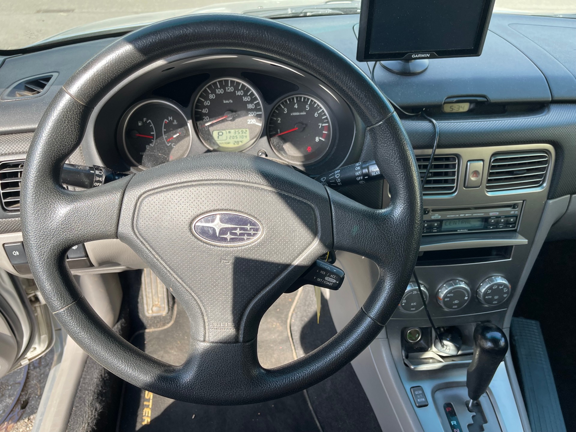 SUBARU Forester 2.0X (Swiss)-image-10
