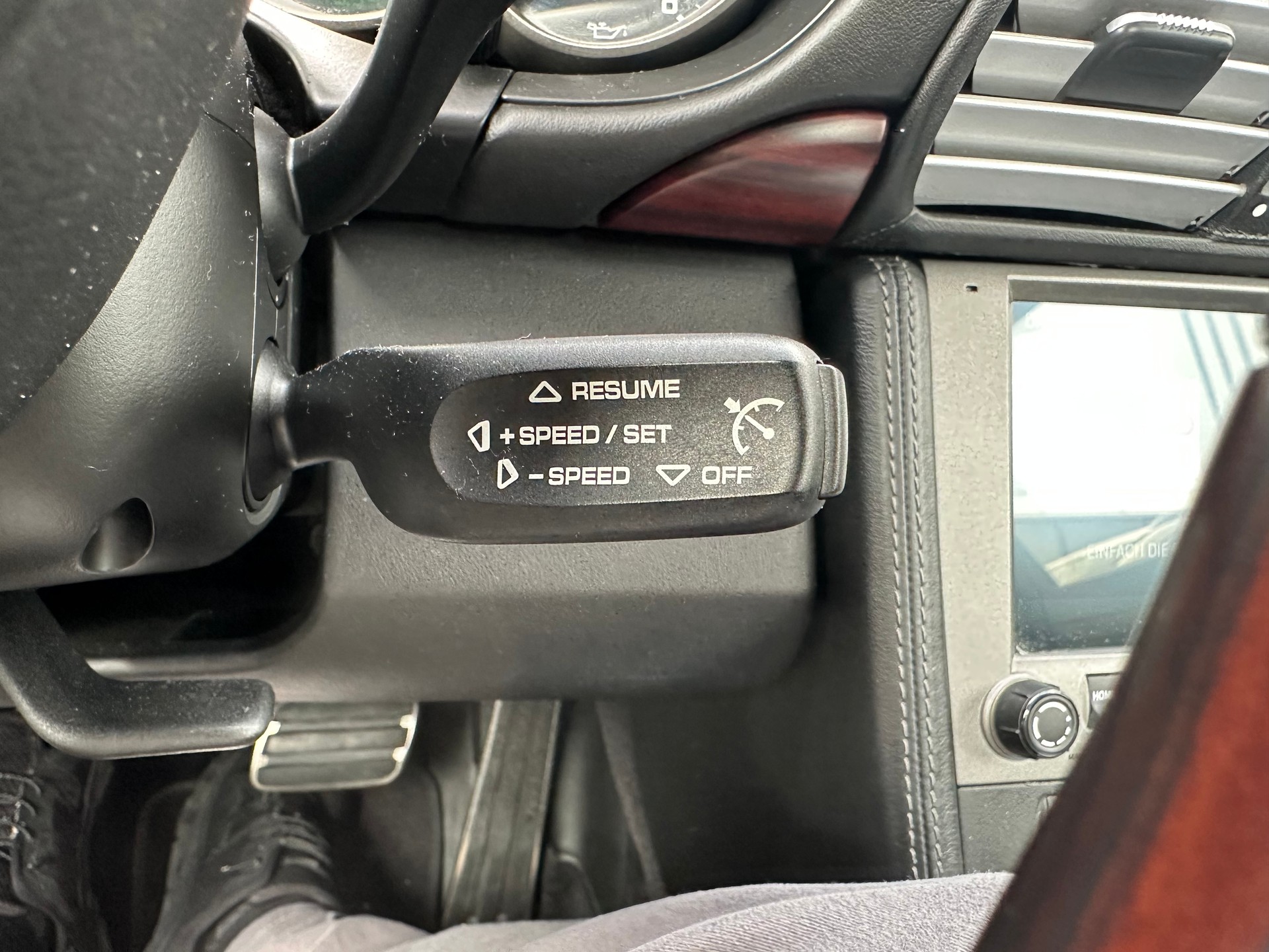PORSCHE 911 CARRERA 4S WLS TIPTRONIC l 381 PS-image-14