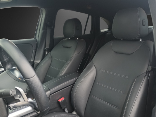 MERCEDES-BENZ EQA 350 AMG Line 4Matic-image-6