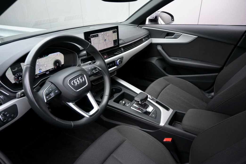 AUDI A4 Avant 2.0 TFSI 35 S-tronic-image-8