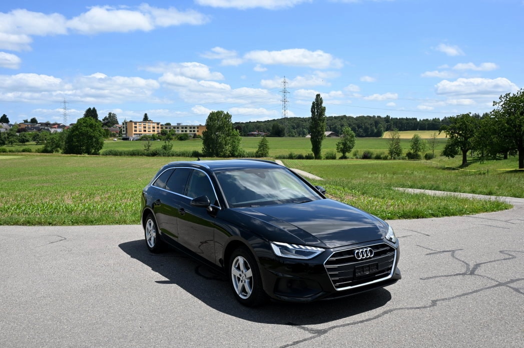 AUDI A4 Avant 2.0 TFSI 35 S-tronic-image-1