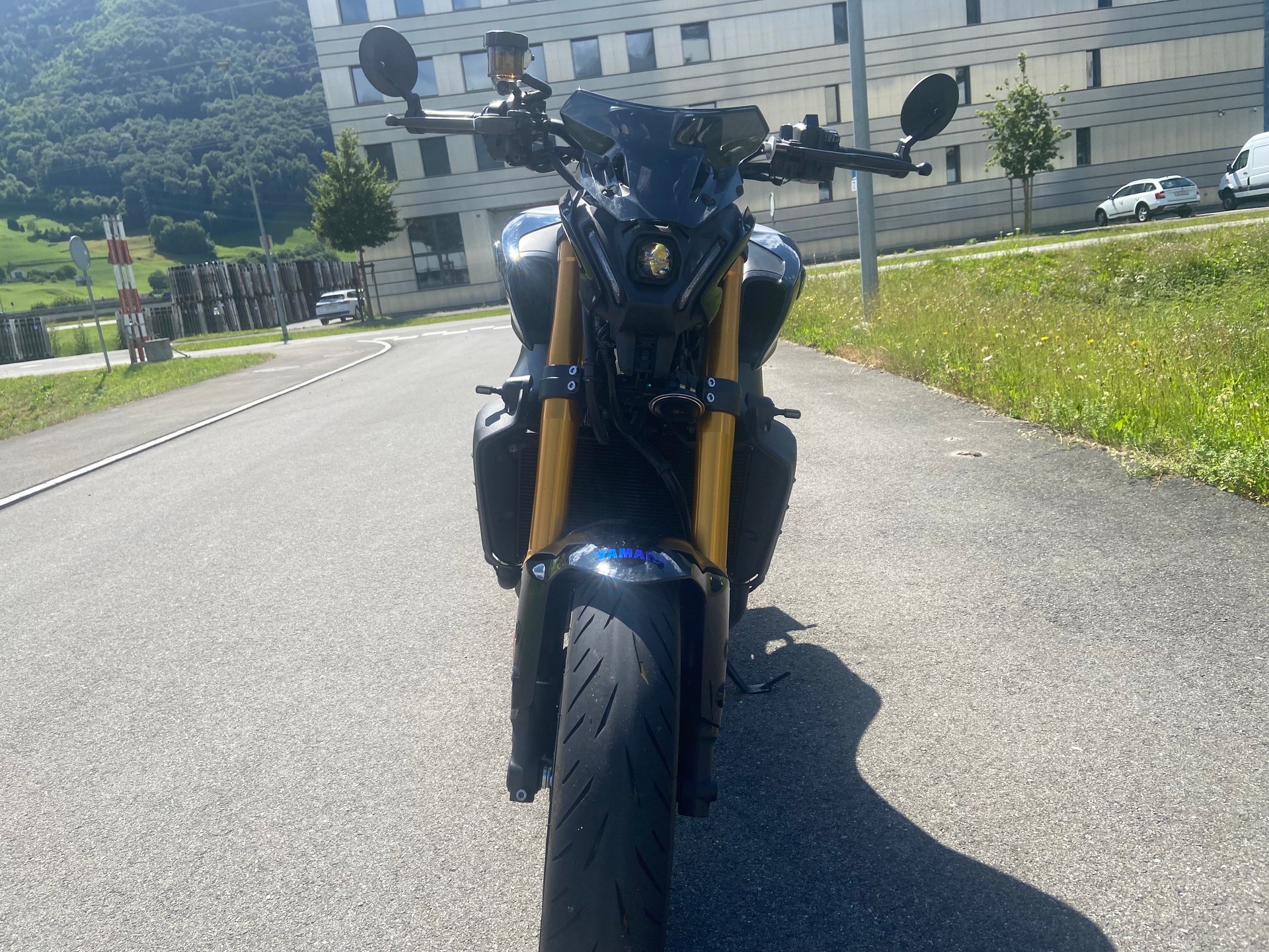 YAMAHA MT-09 SP-image-3