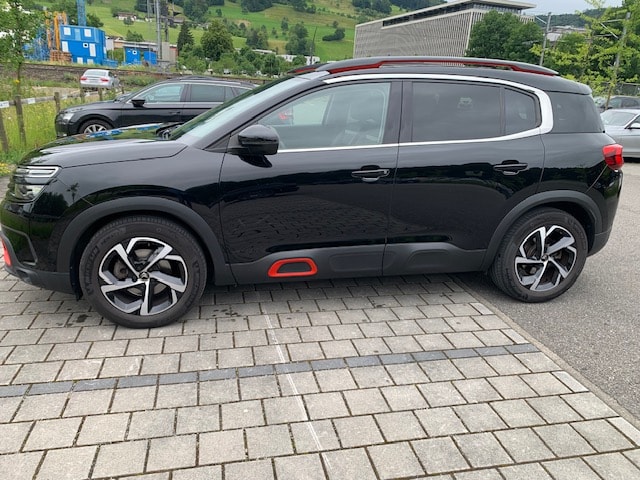 CITROEN 1.6 PureTech Shine-image-1