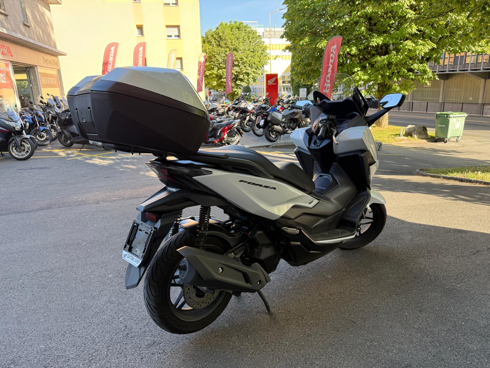 HONDA Nss 125 Forza ABS-image-5