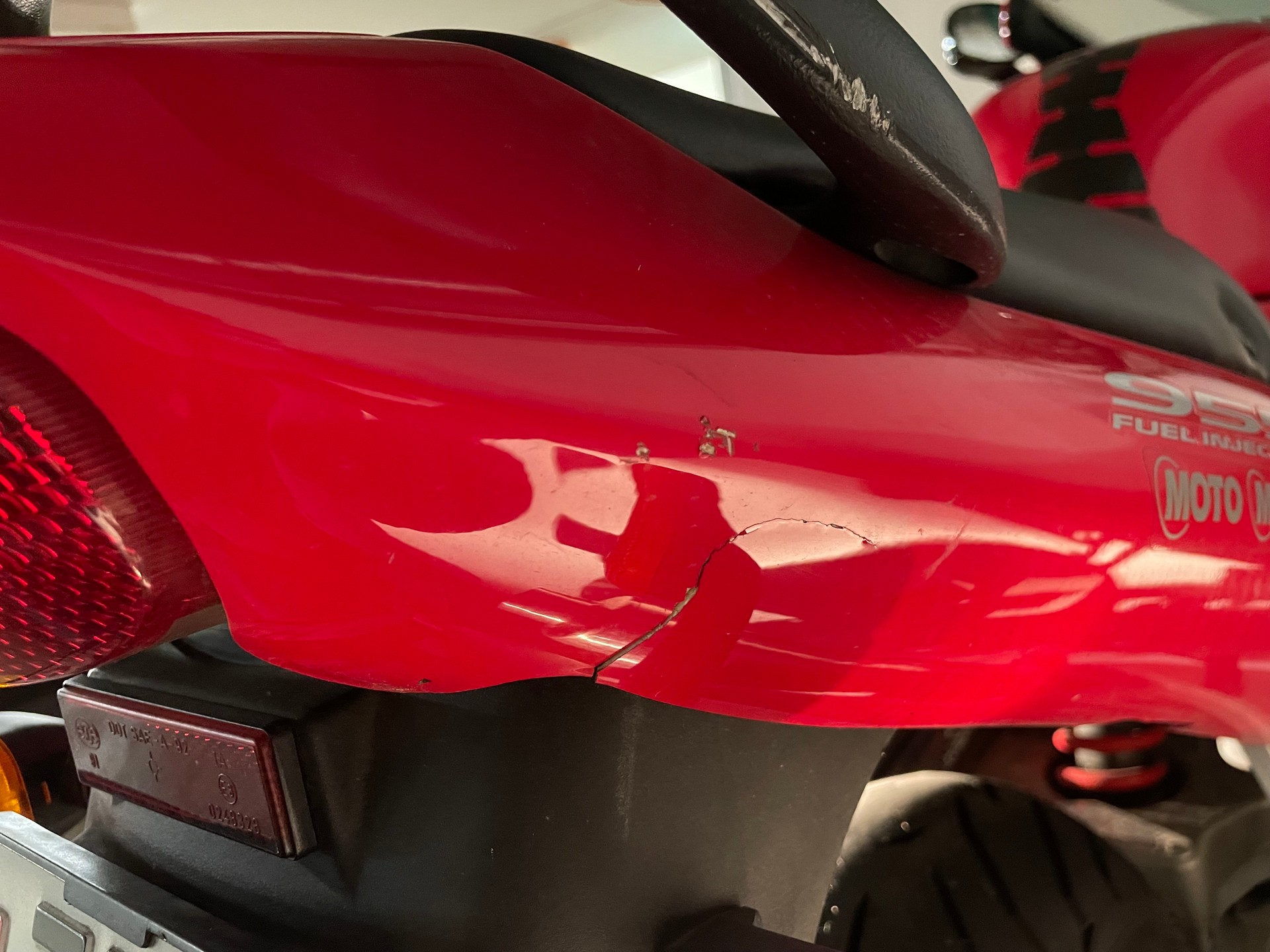 TRIUMPH Sprint ST 955i-image-11