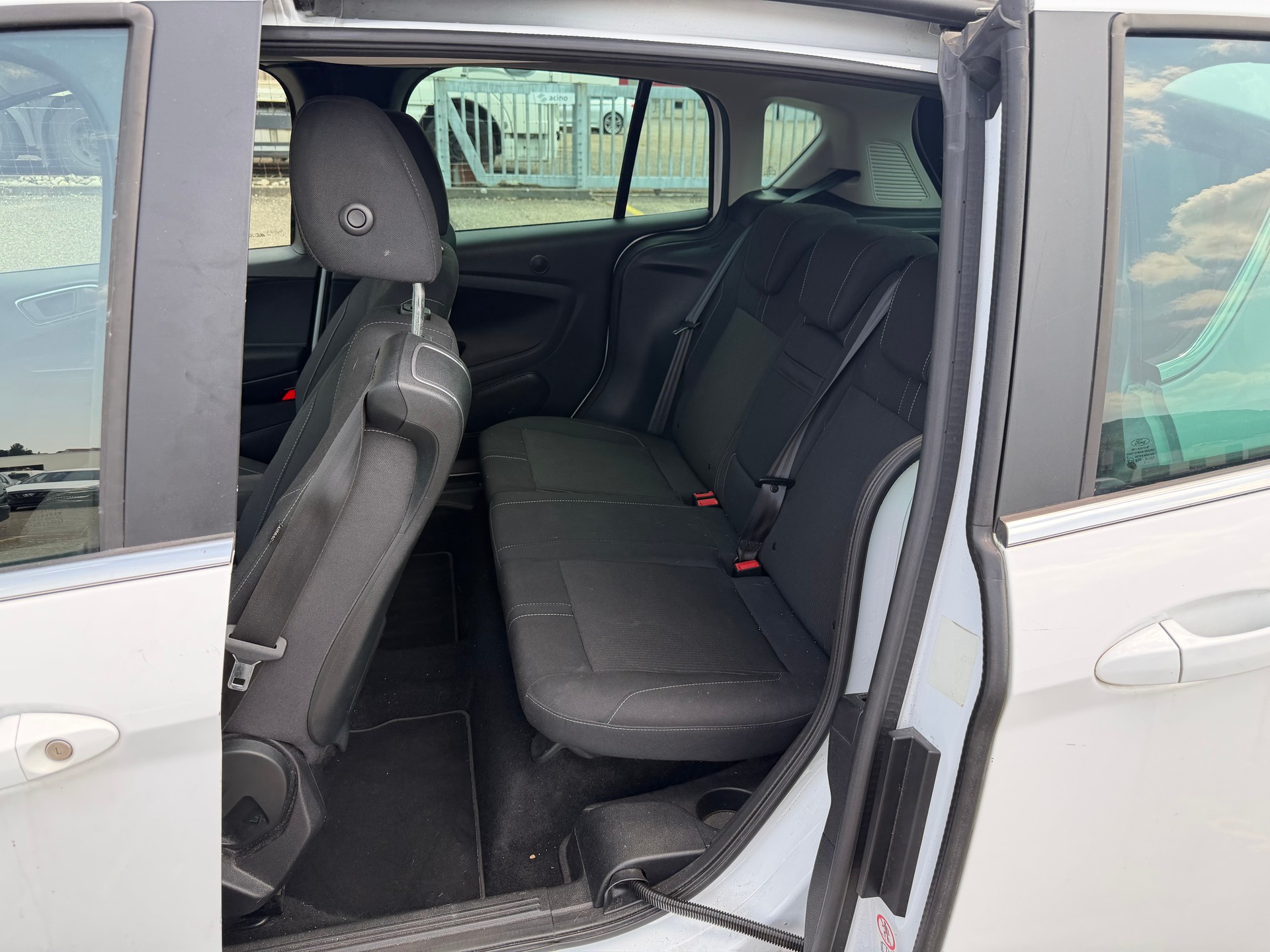 FORD B-Max 1.0 SCTi Titanium-image-5