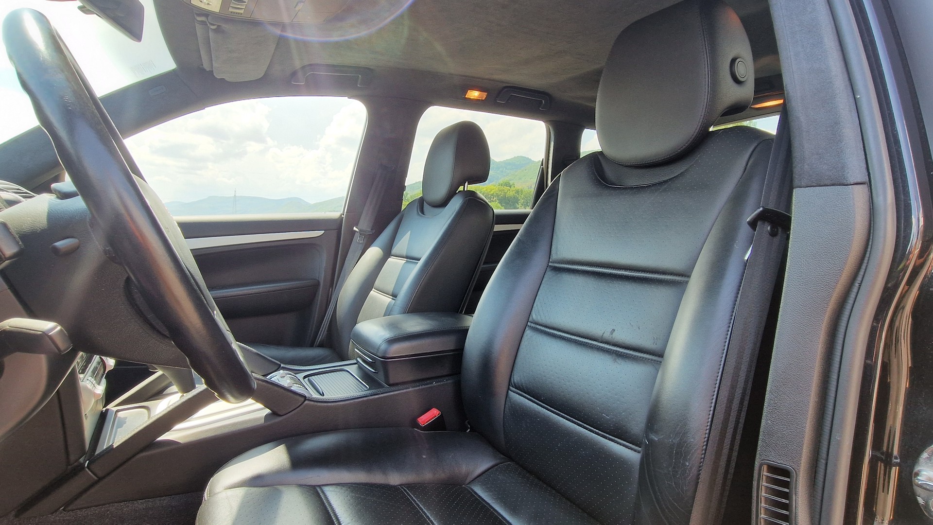 PORSCHE Cayenne Turbo-image-6