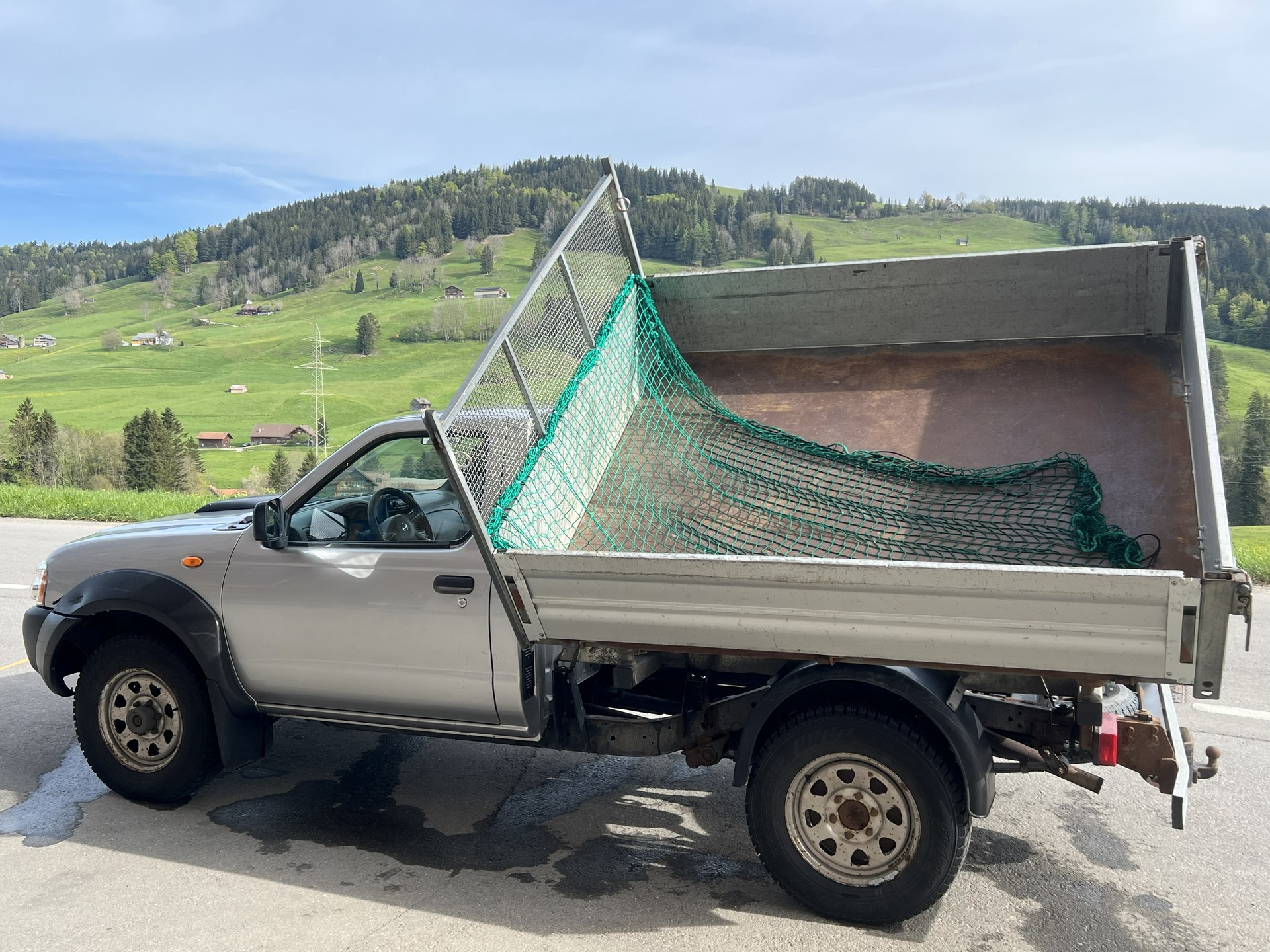 NISSAN 2.5 Di 4x4-image-1