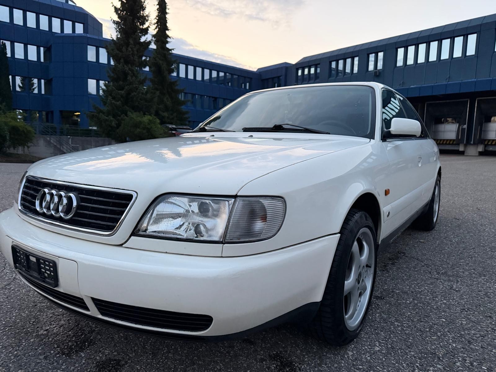 AUDI E