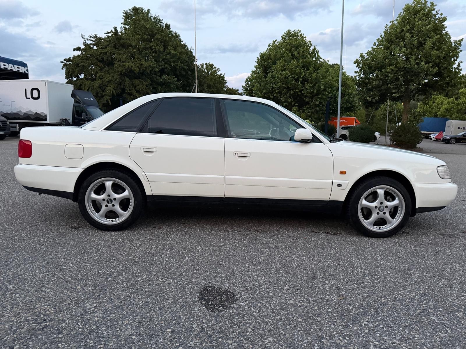 AUDI E-image-4