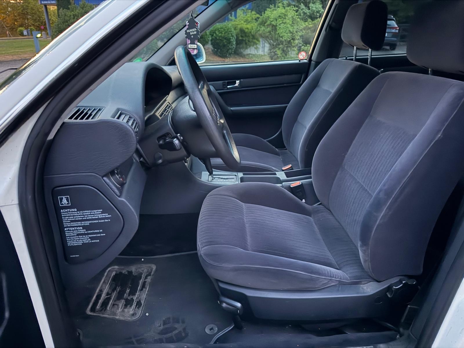 AUDI E-image-9