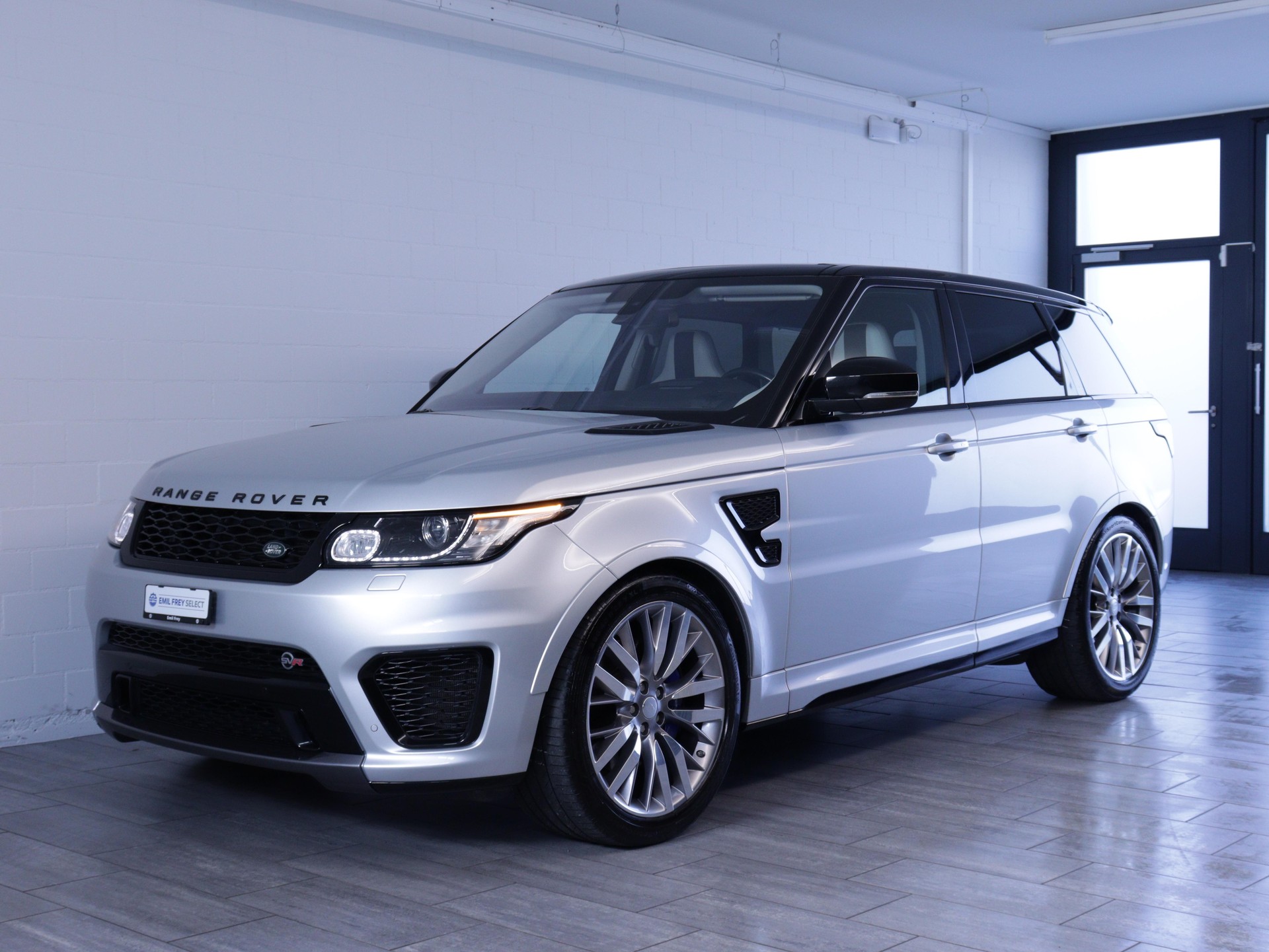 LAND ROVER Range Rover Sport 5.0 V8 SC SVR