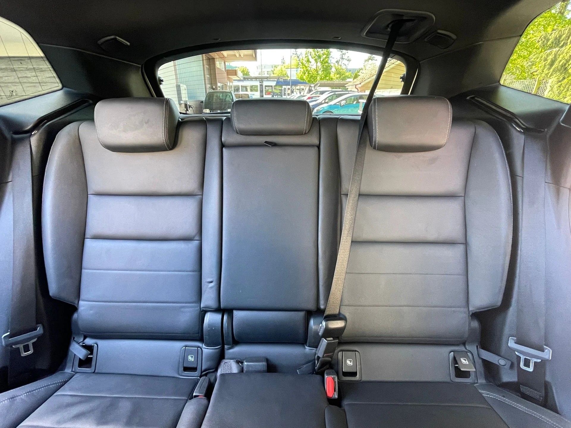 BMW 218d Active Tourer M Sport DKG Top ausgestattet | BMW Garantie | Anhängerkupplung | Driving Assistant Professional-image-15