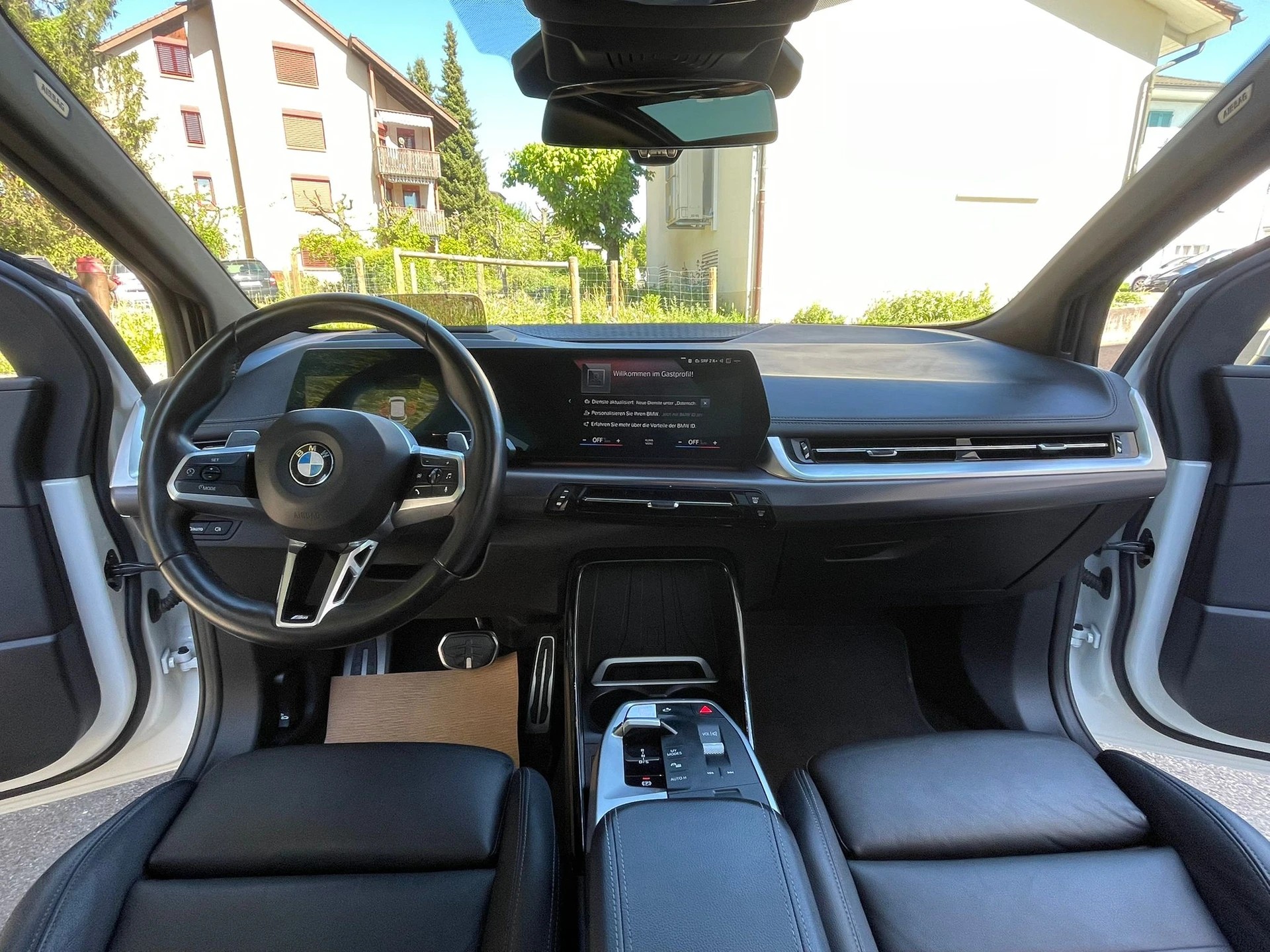BMW 218d Active Tourer M Sport DKG Top ausgestattet | BMW Garantie | Anhängerkupplung | Driving Assistant Professional-image-11