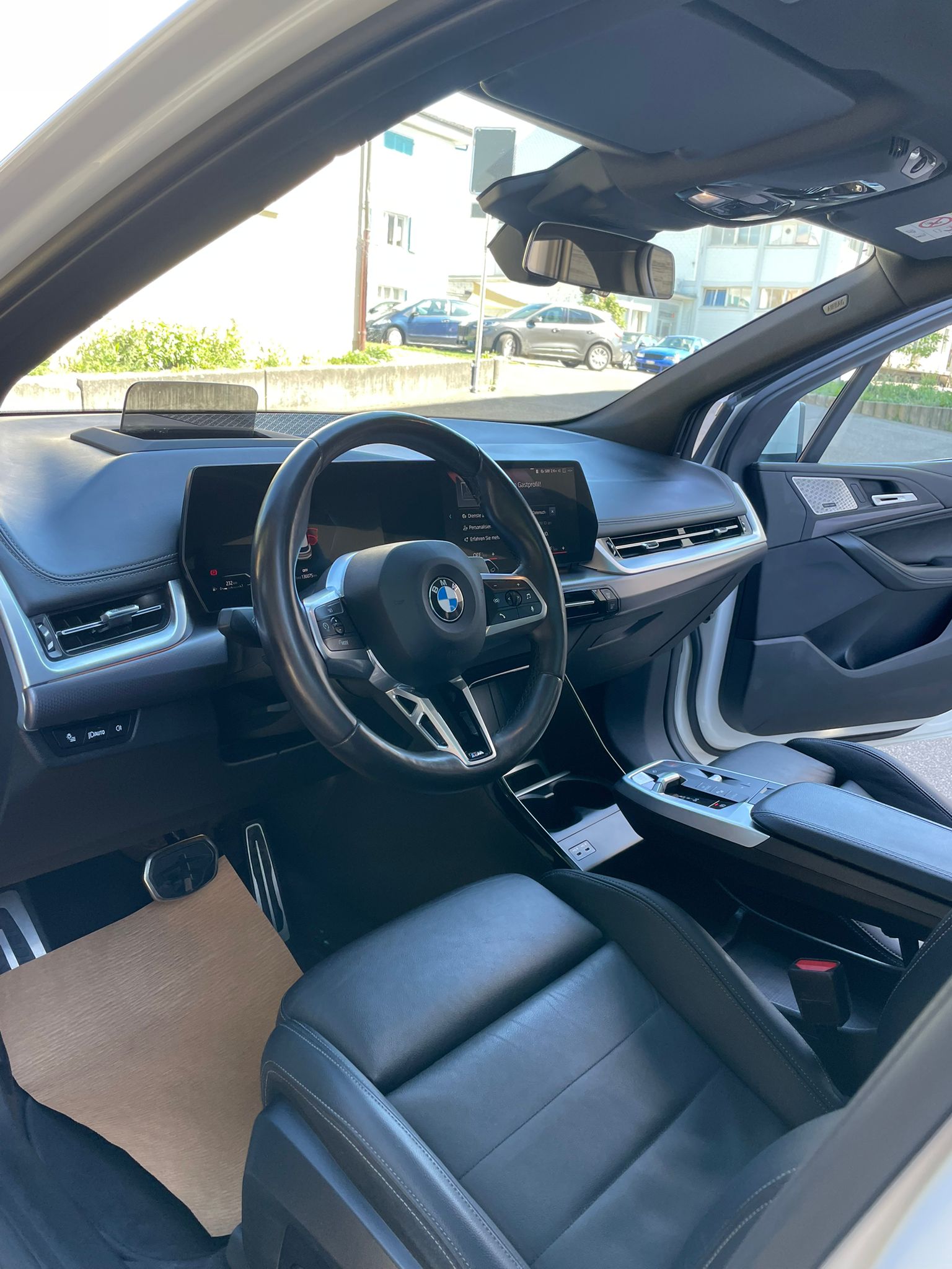 BMW 218d Active Tourer M Sport DKG Top ausgestattet | BMW Garantie | Anhängerkupplung | Driving Assistant Professional-image-14