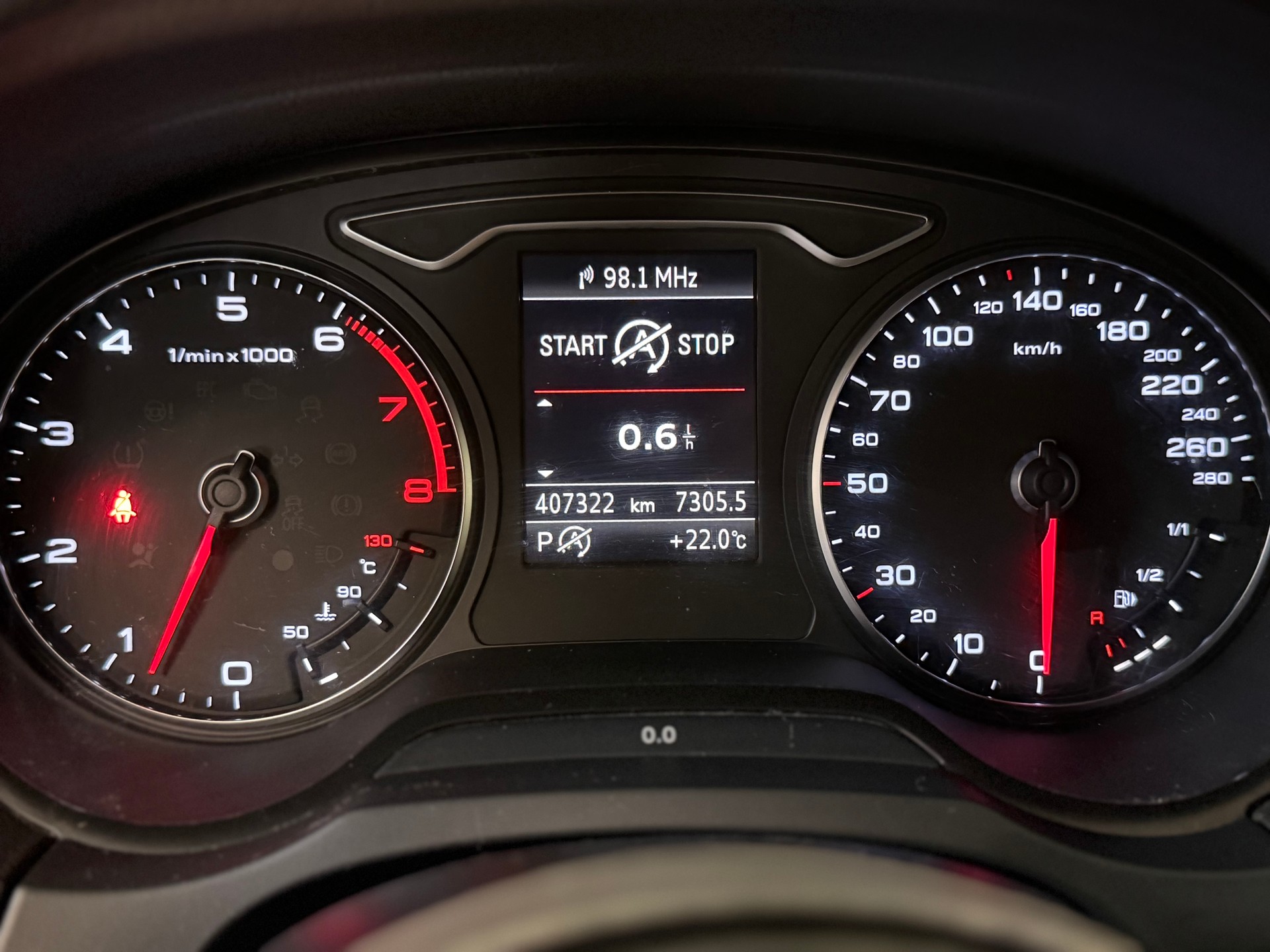 AUDI A3 Sportback 1.4 TFSI Ambition S-tronic-image-19