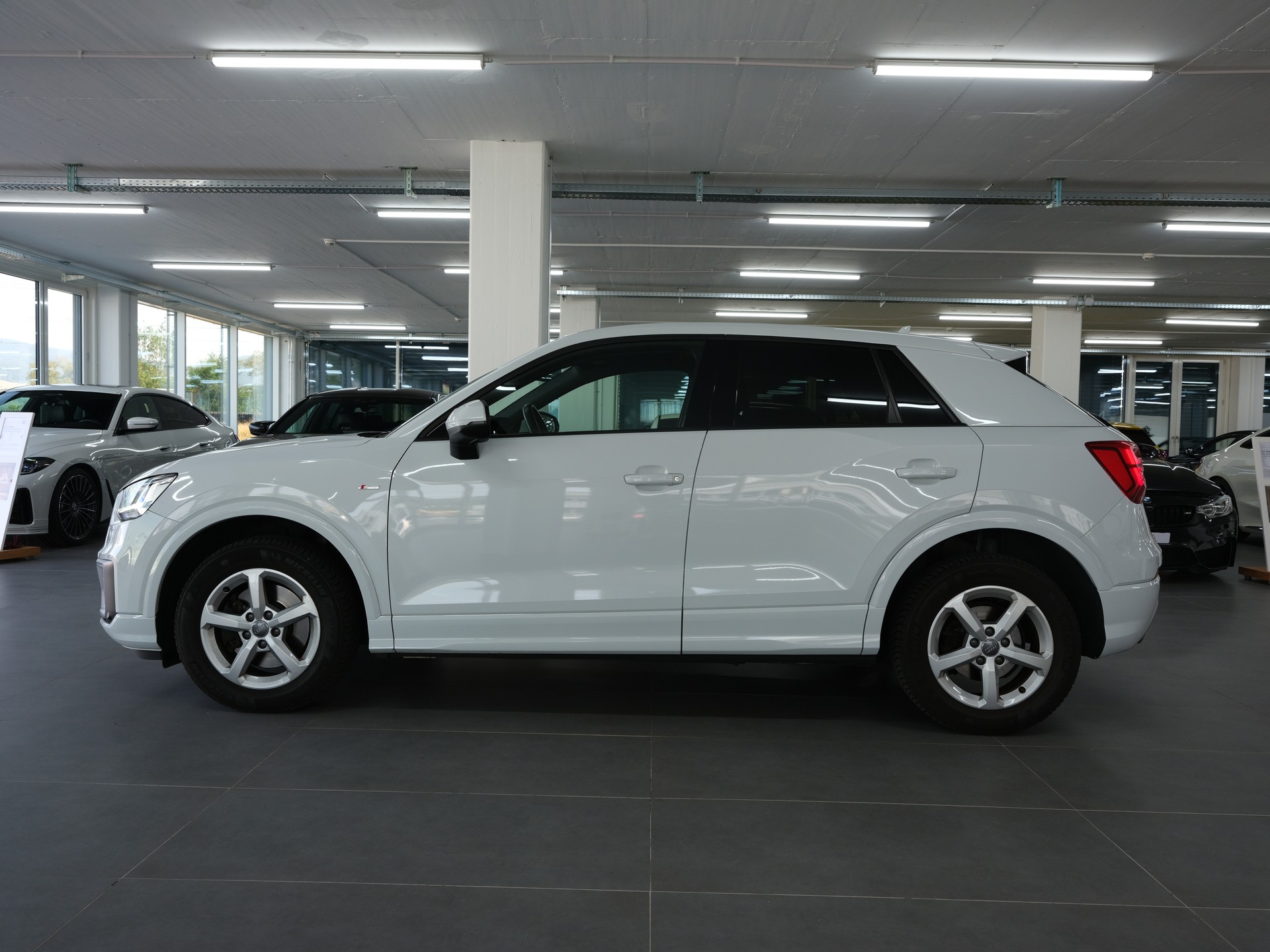 AUDI Q2 2.0 TDI sport S-tronic *S-Line* *Rückfahrkamera* *Leder Paket*-image-5