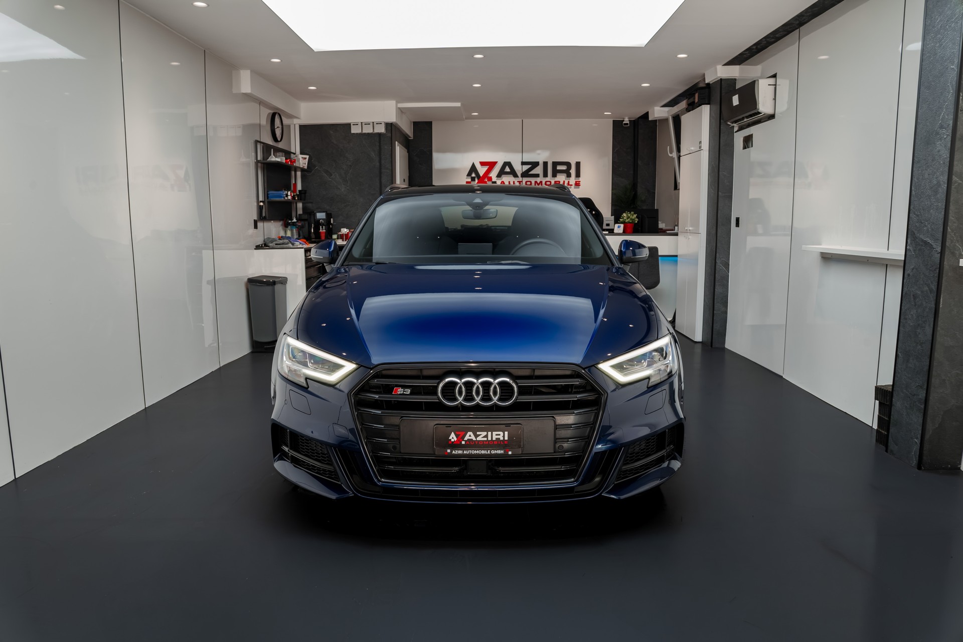 AUDI S3 Sportback 2.0 TFSI quattro S-tronic-showroom-element-1