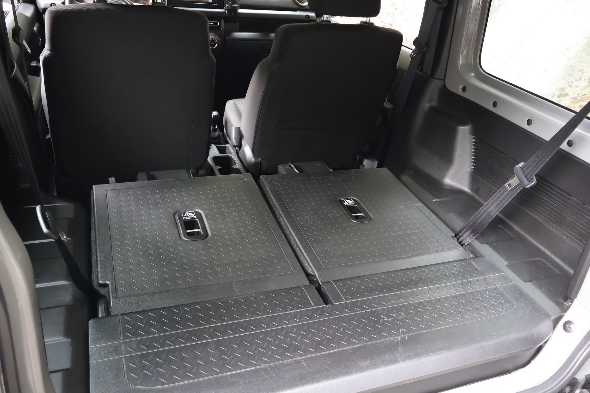 SUZUKI Jimny 1.5 Compact+ 4x4-image-12
