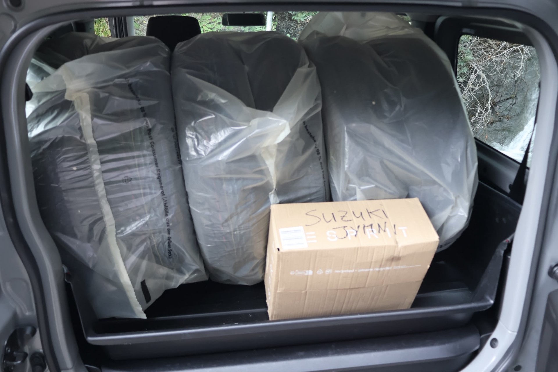 SUZUKI Jimny 1.5 Compact+ 4x4-image-14