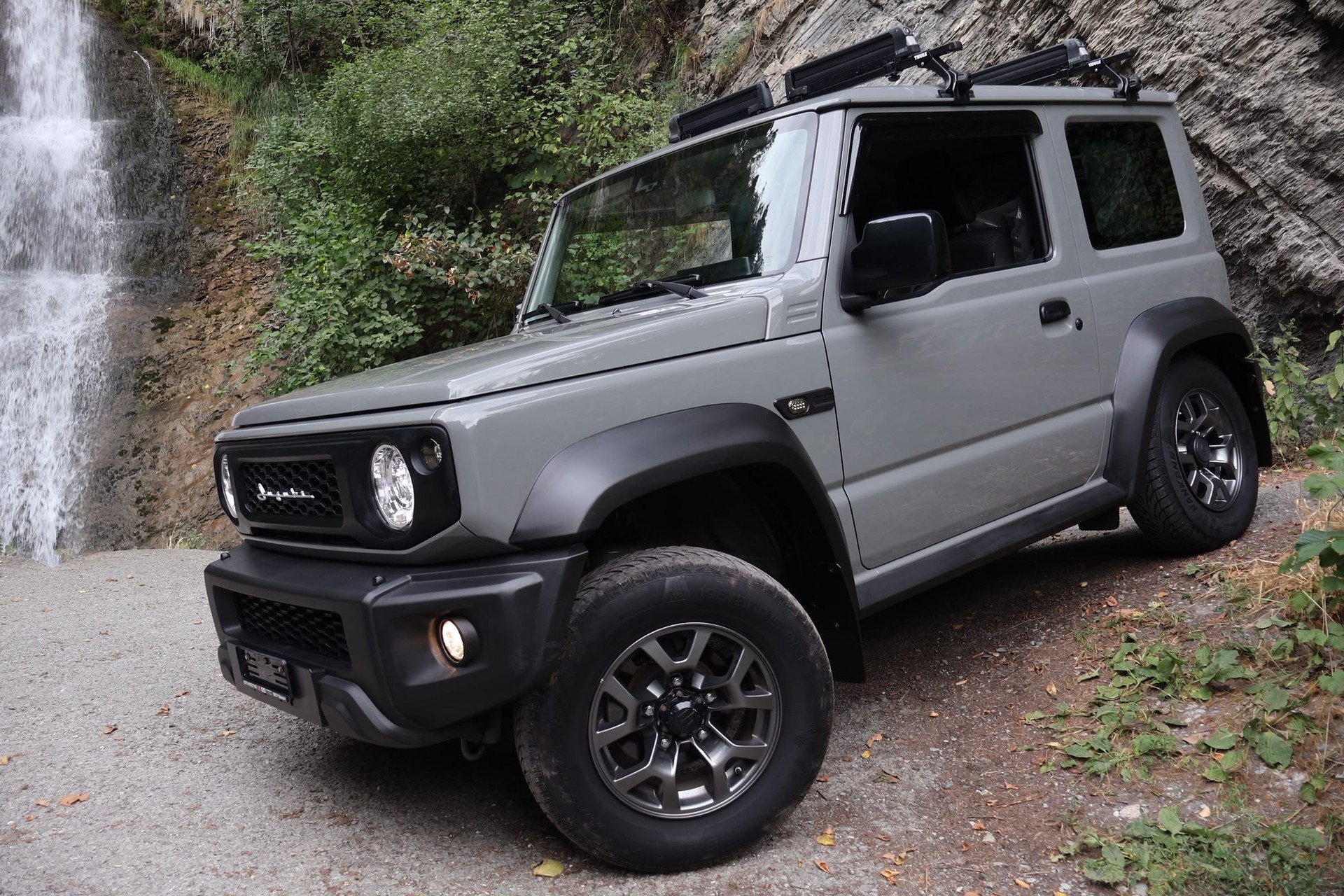 SUZUKI Jimny 1.5 Compact+ 4x4-image-4