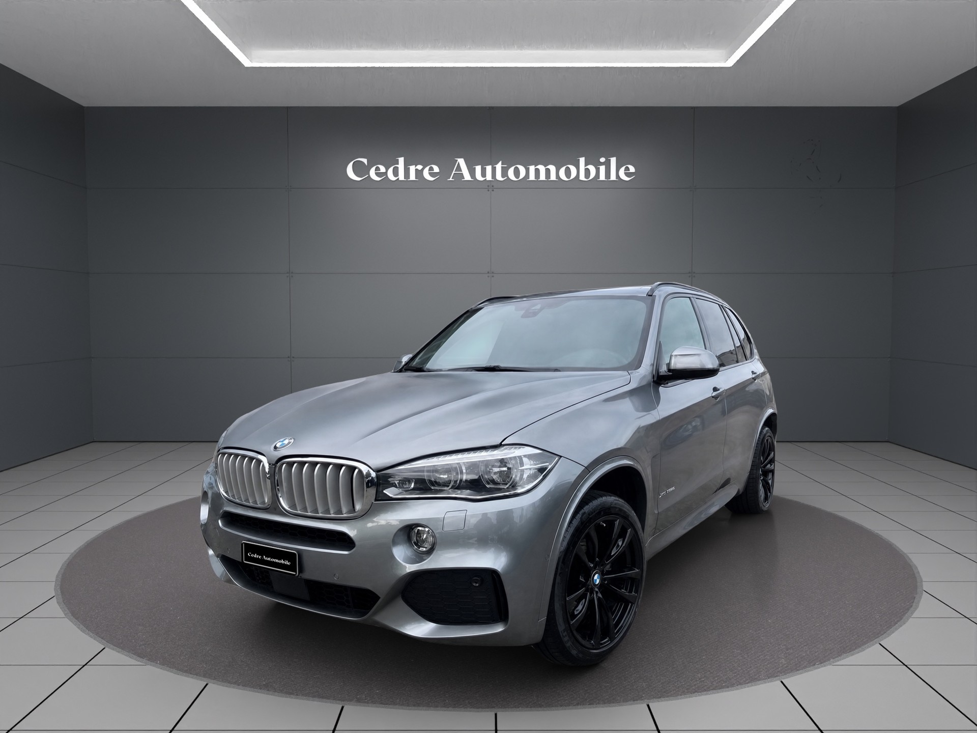 BMW X5 xDrive 40e iPerformance Pure M Sport Steptronic-showroom-element-1