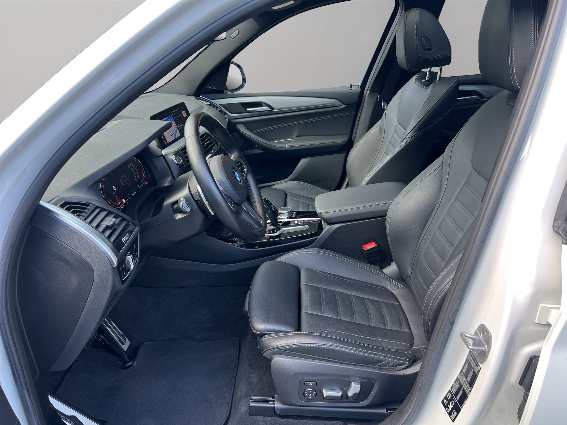 BMW X3 xDrive 48V 20d Pure M Sport Steptronic-image-10