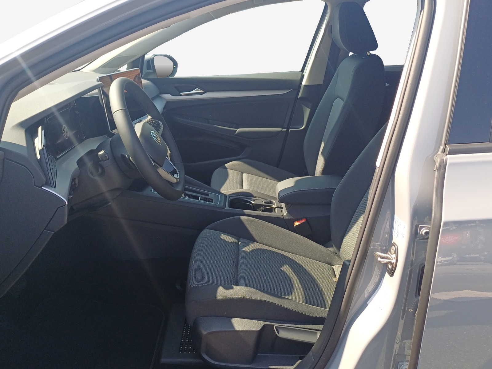 VW Golf Value 1.5eTSI 115PS-image-7