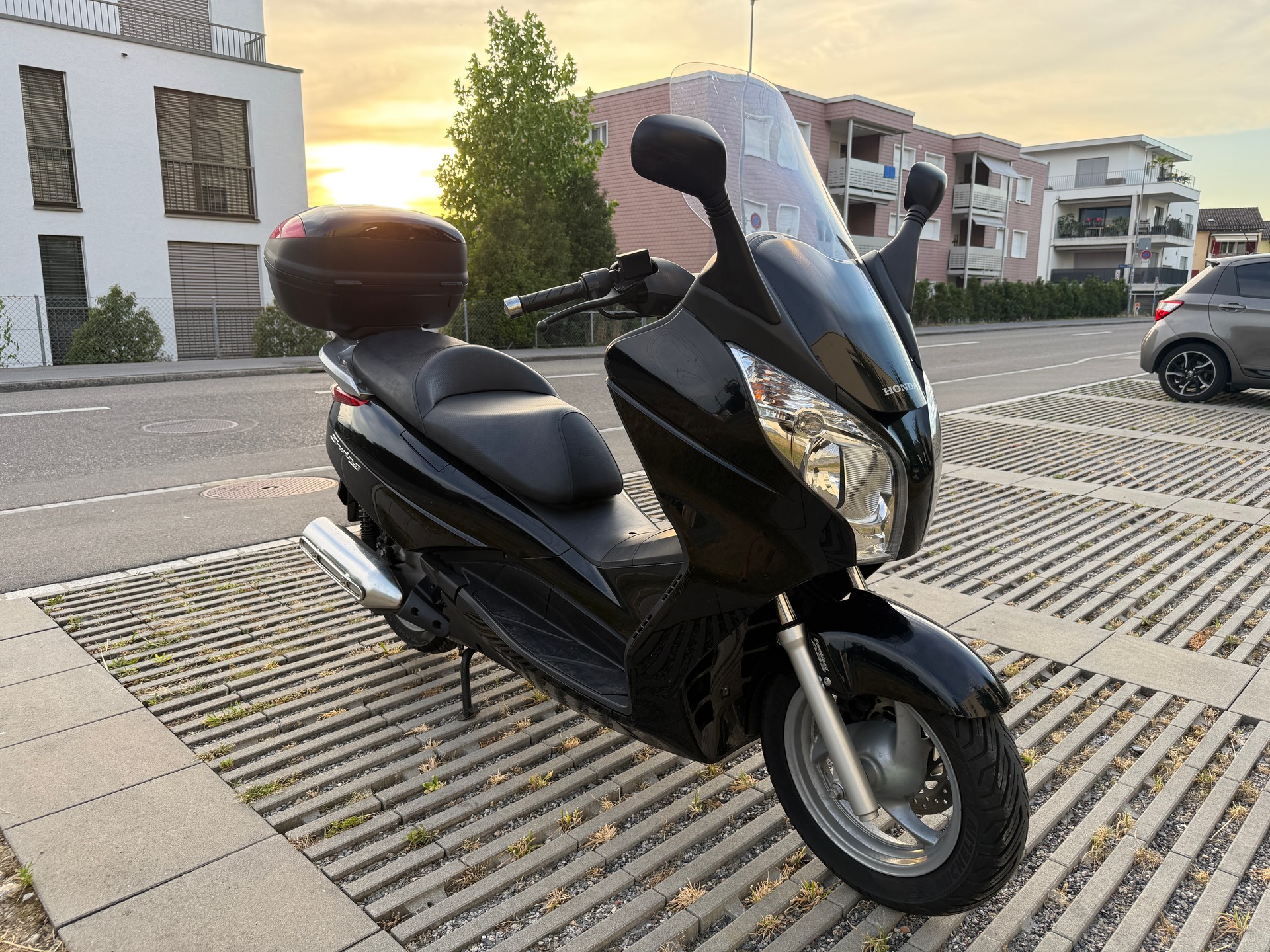 HONDA FES 125 S-Wing ABS-image-0