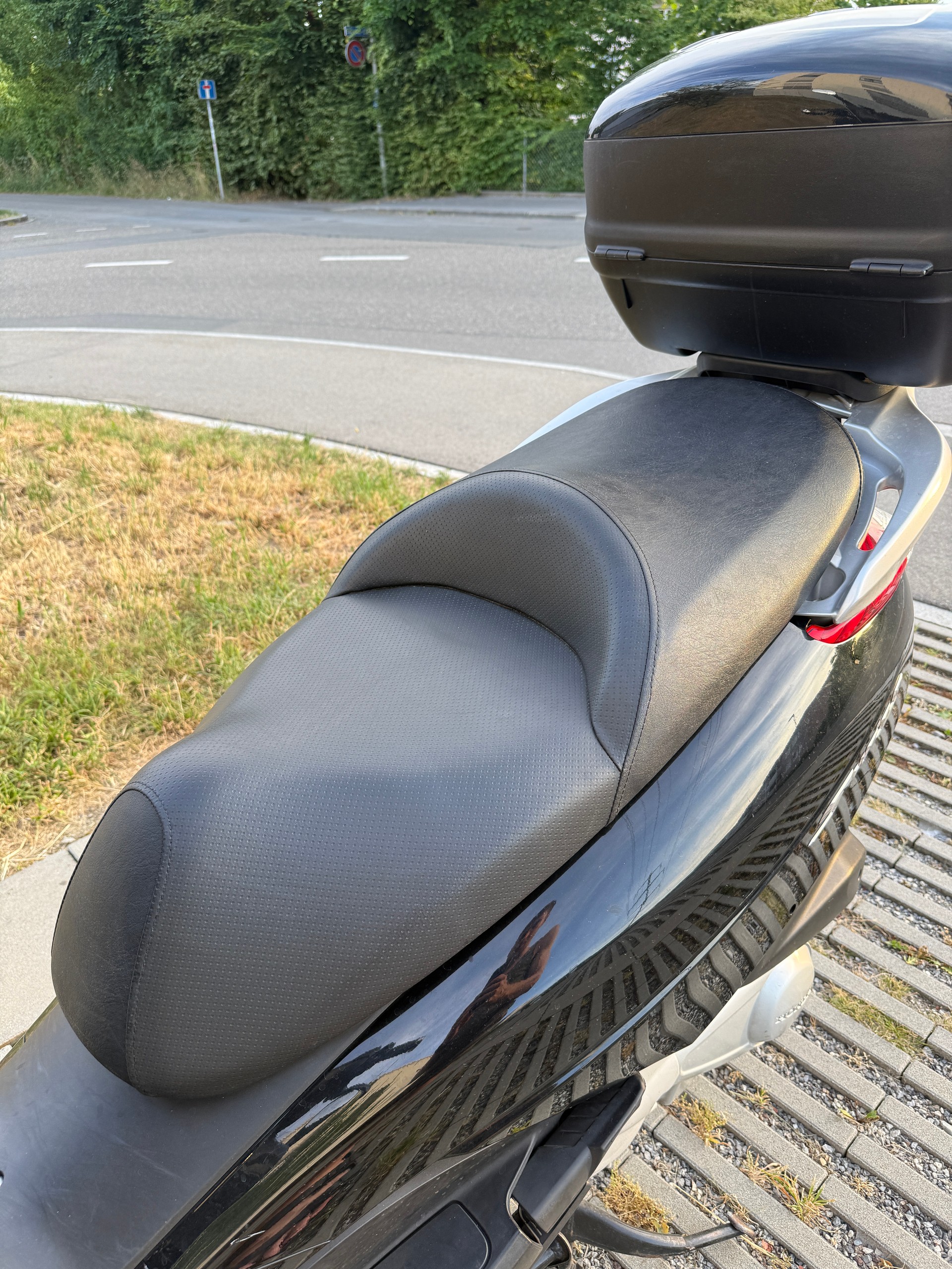 HONDA FES 125 S-Wing ABS-image-7
