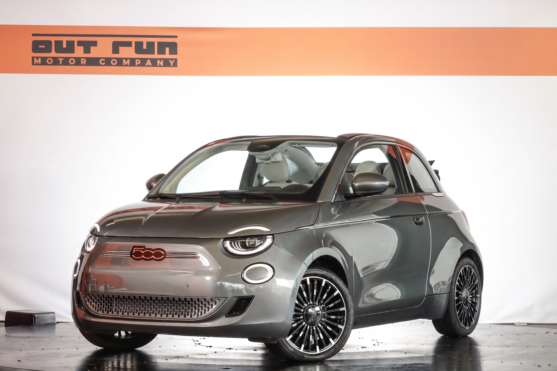 FIAT 500 C electric 87 kW La Prima By Bocelli