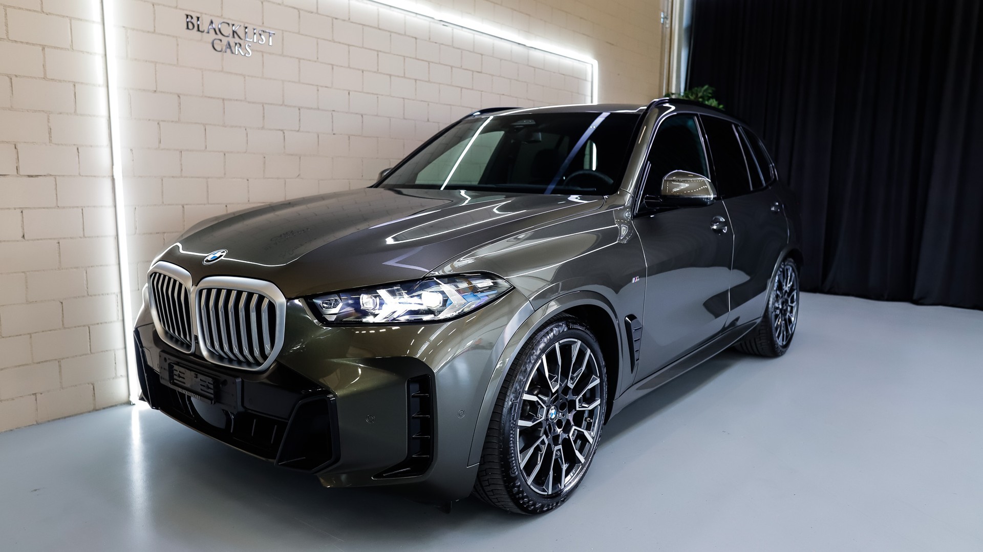 BMW X5 xDrive 48V 40d M Sport Steptronic *FACELIFT*-showroom-element-1