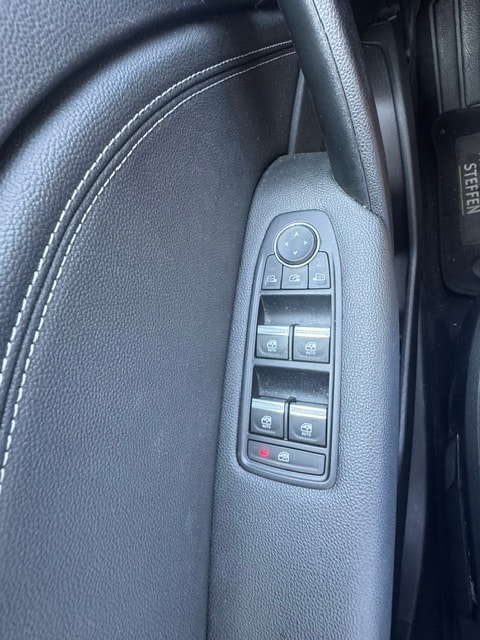 RENAULT Captur 1.3 TCe Techno EDC-image-21