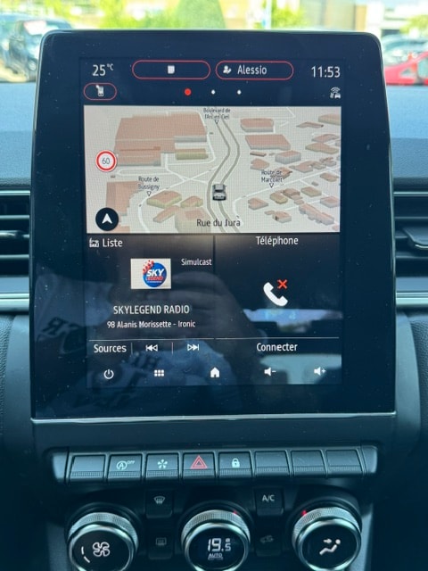 RENAULT Captur 1.3 TCe Techno EDC-image-10