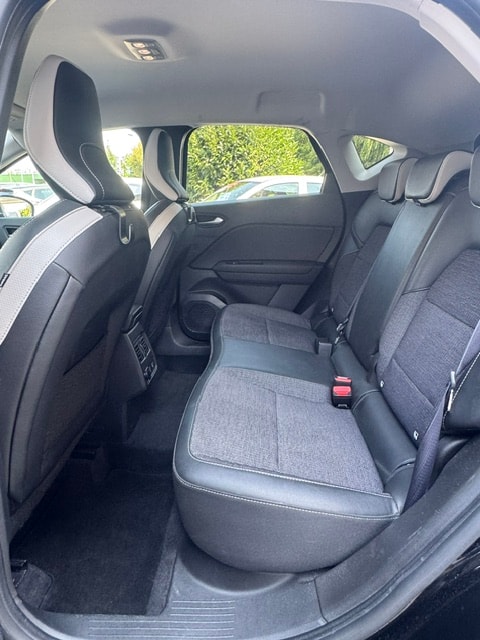 RENAULT Captur 1.3 TCe Techno EDC-image-22