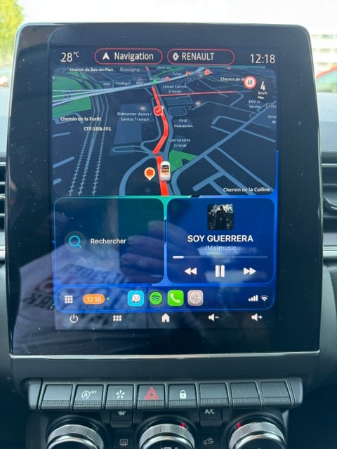 RENAULT Captur 1.3 TCe Techno EDC-image-13