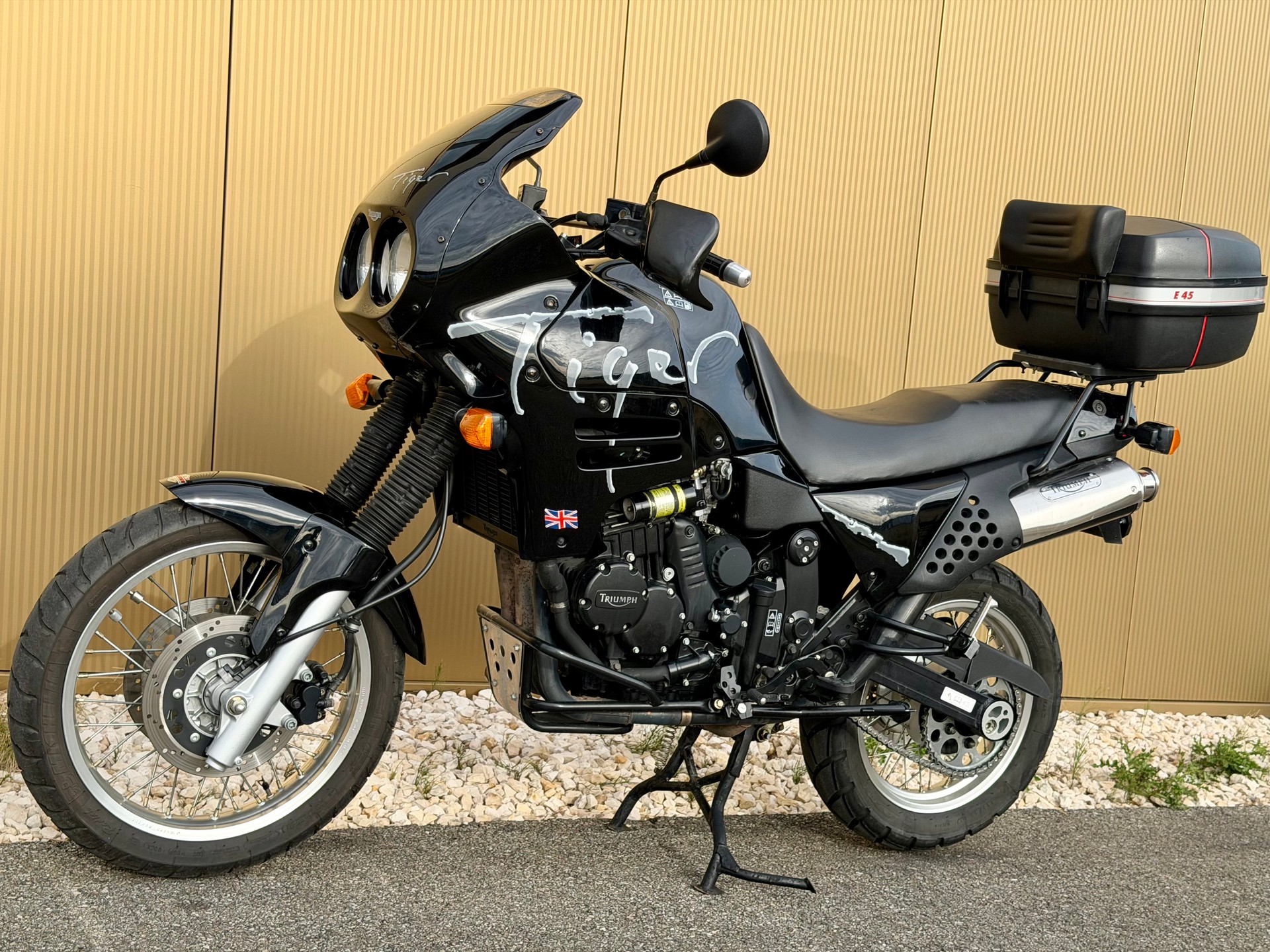TRIUMPH Tiger 900-image-9