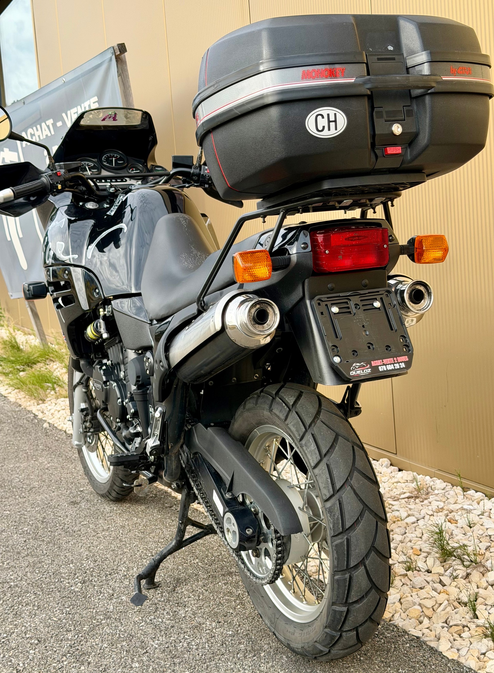 TRIUMPH Tiger 900-image-12