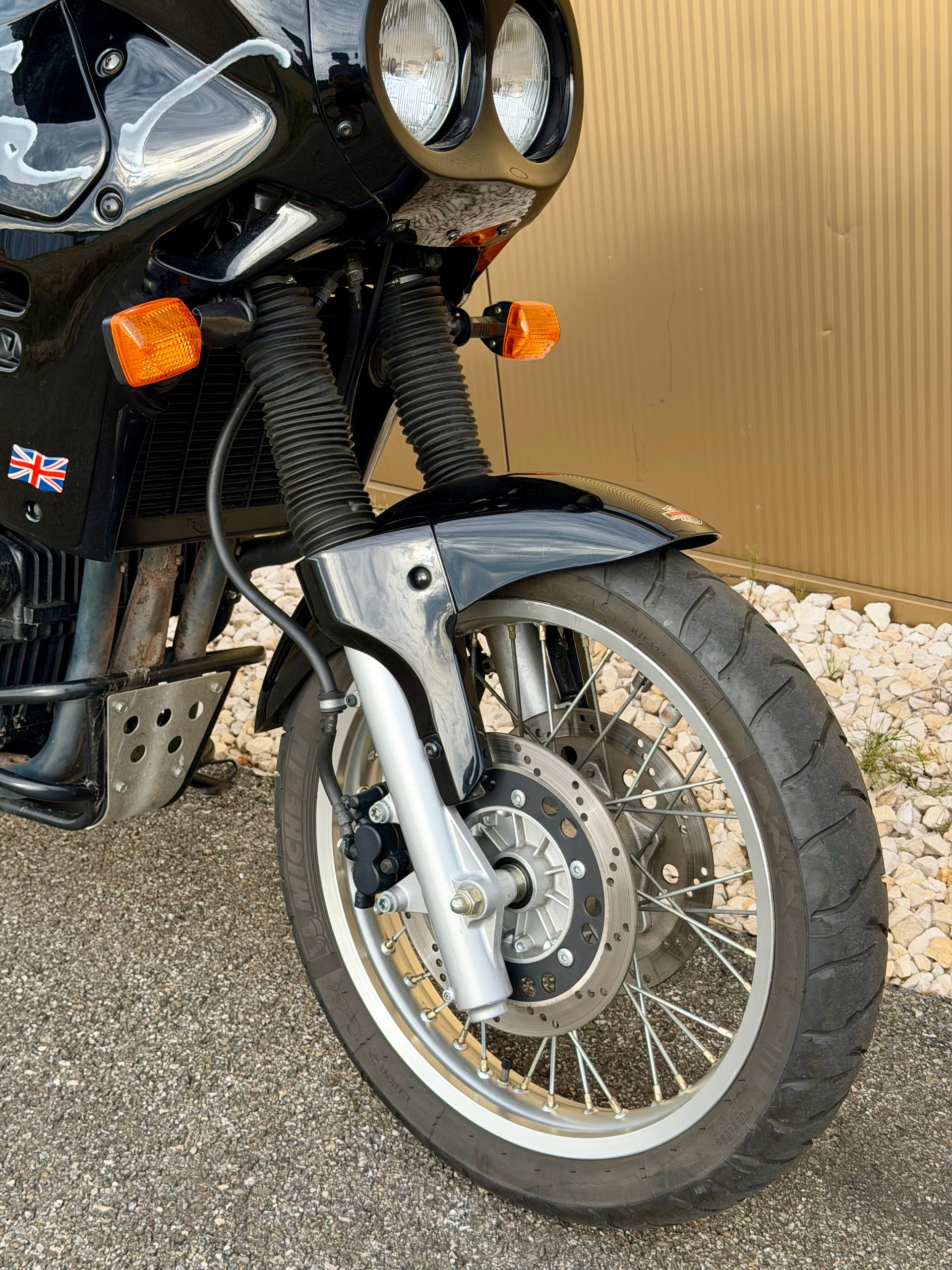 TRIUMPH Tiger 900-image-1