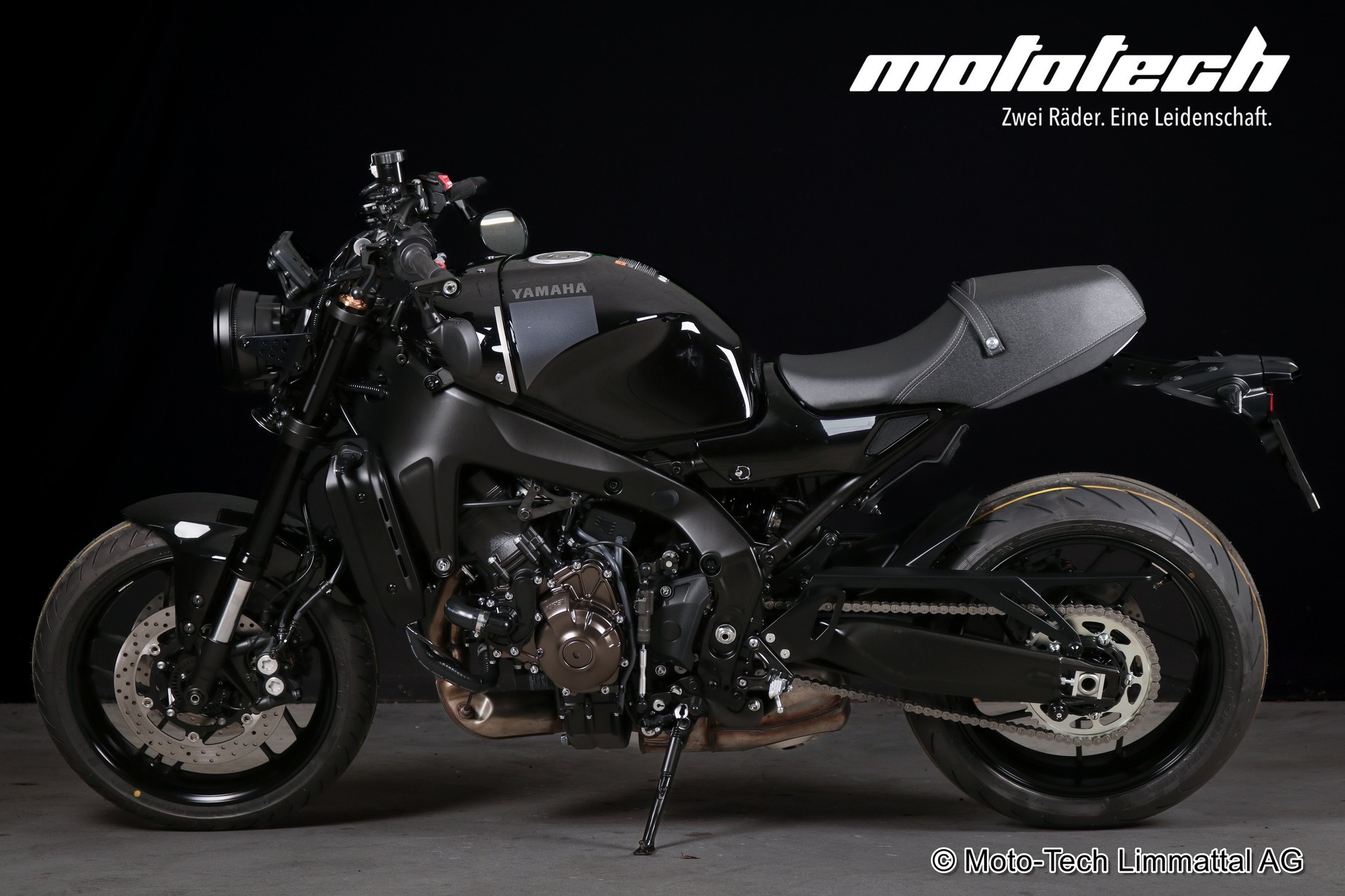 YAMAHA XSR 900-image-4