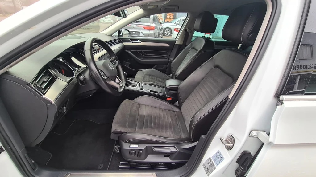 VW Passat 2.0 TDI BMT Elegance DSG ** Alcantara-Leder ** Gr-Navi ** RF-Kamera ** ** Abstandsregelsysteme ** Modell 2022 **-image-12