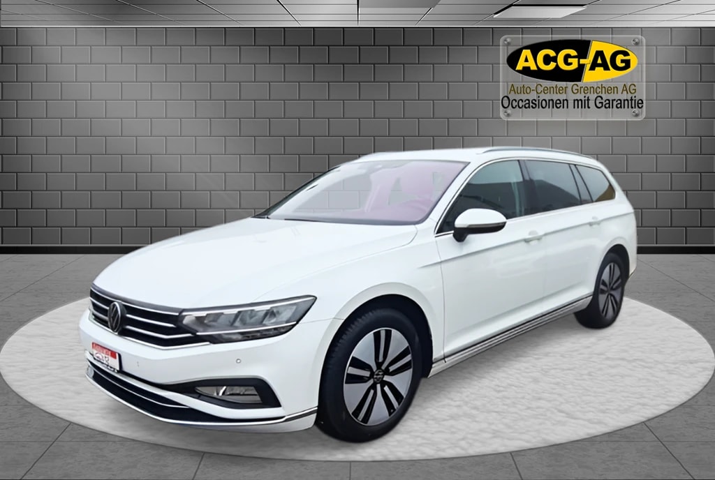 VW Passat 2.0 TDI BMT Elegance DSG ** Alcantara-Leder ** Gr-Navi ** RF-Kamera ** ** Abstandsregelsysteme ** Modell 2022 **-showroom-element-2