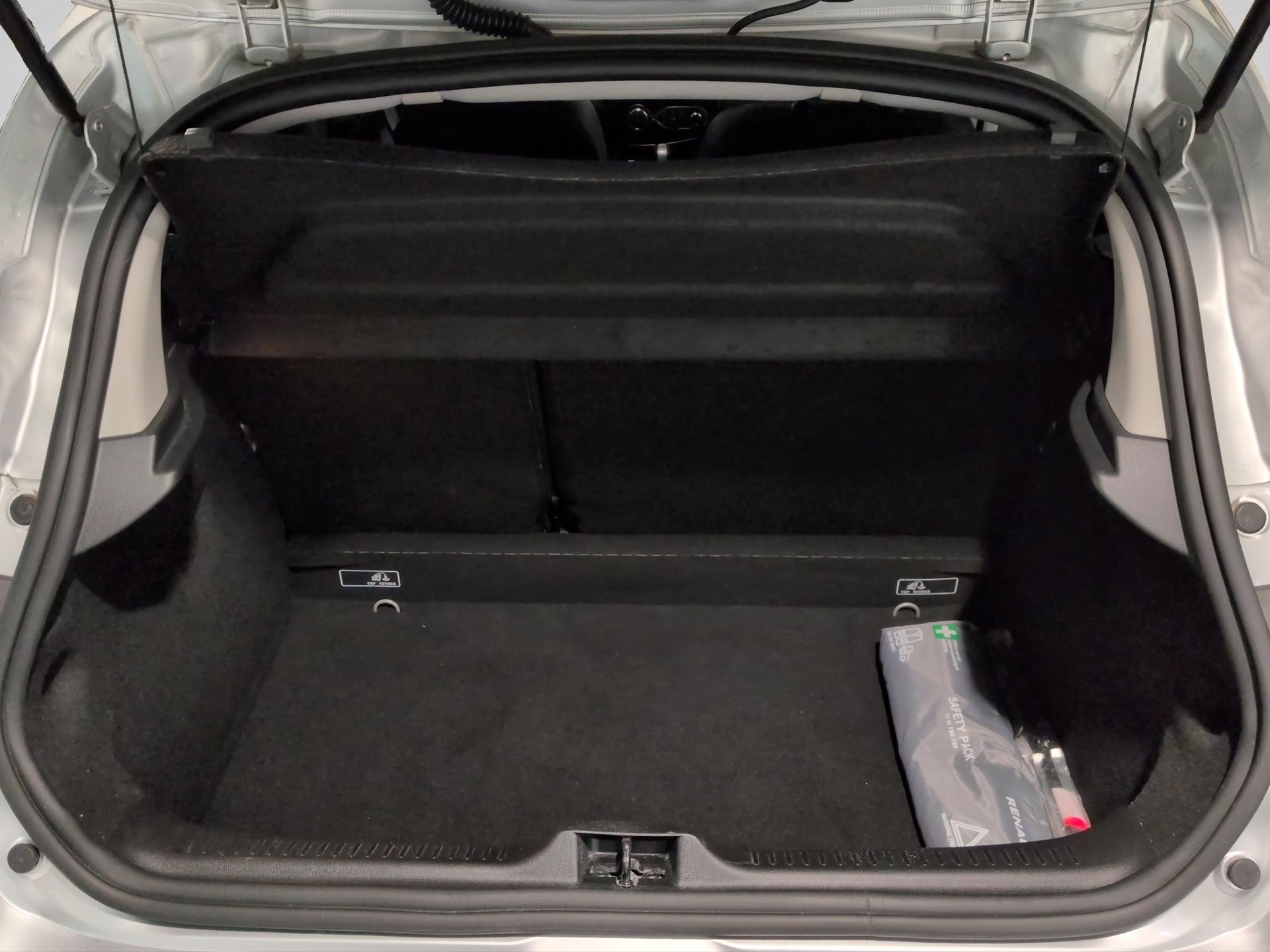 RENAULT Clio 1.2 16V T Intens EDC-image-15