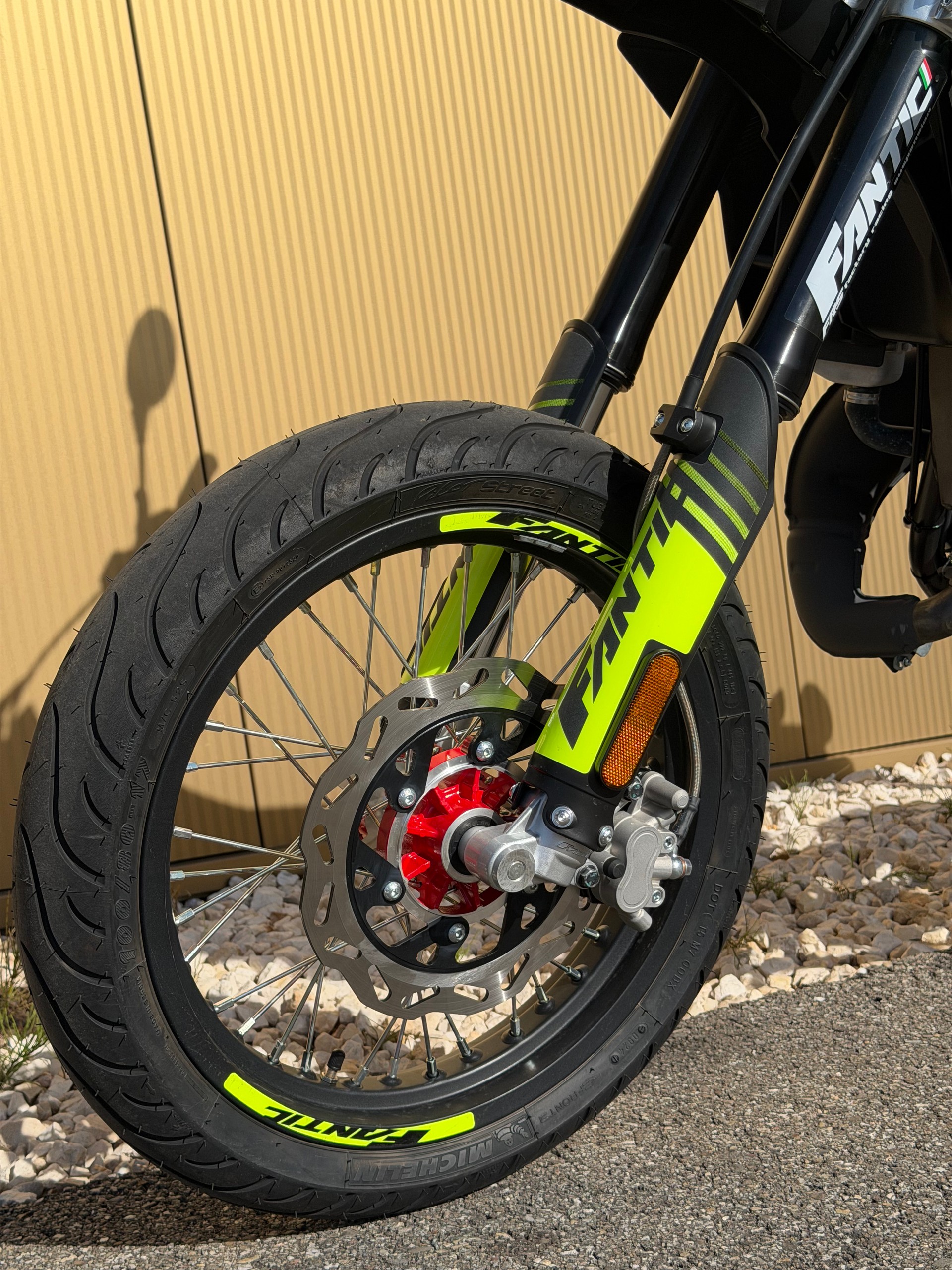 FANTIC Motard 50 Performance PLAQUE JAUNE 45 KM/H-image-8