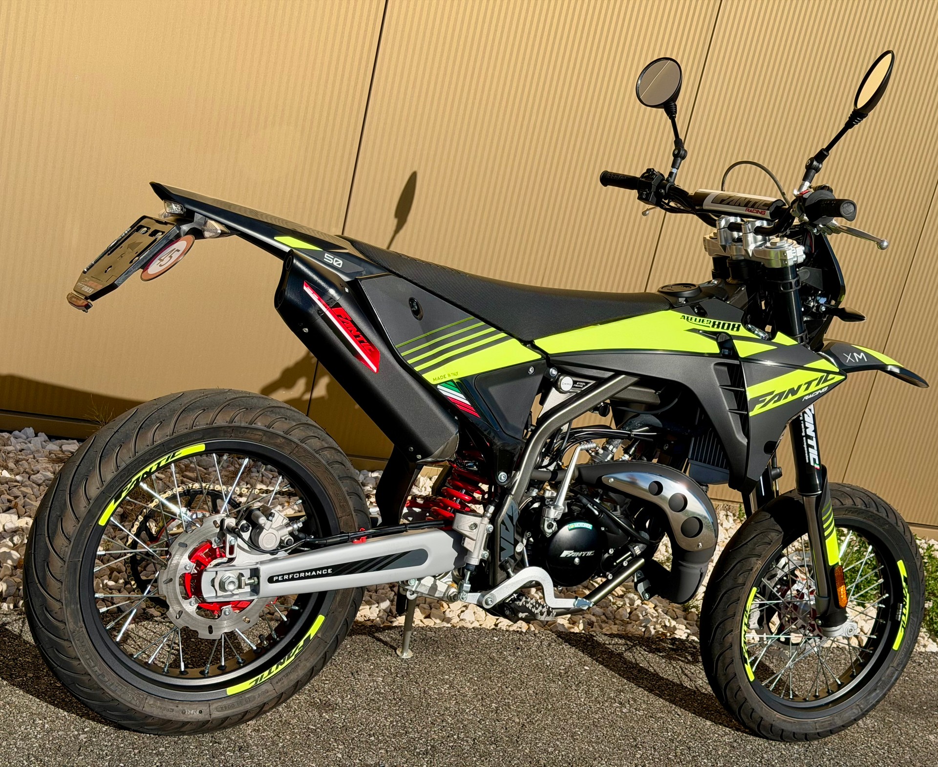 FANTIC Motard 50 Performance PLAQUE JAUNE 45 KM/H-image-4