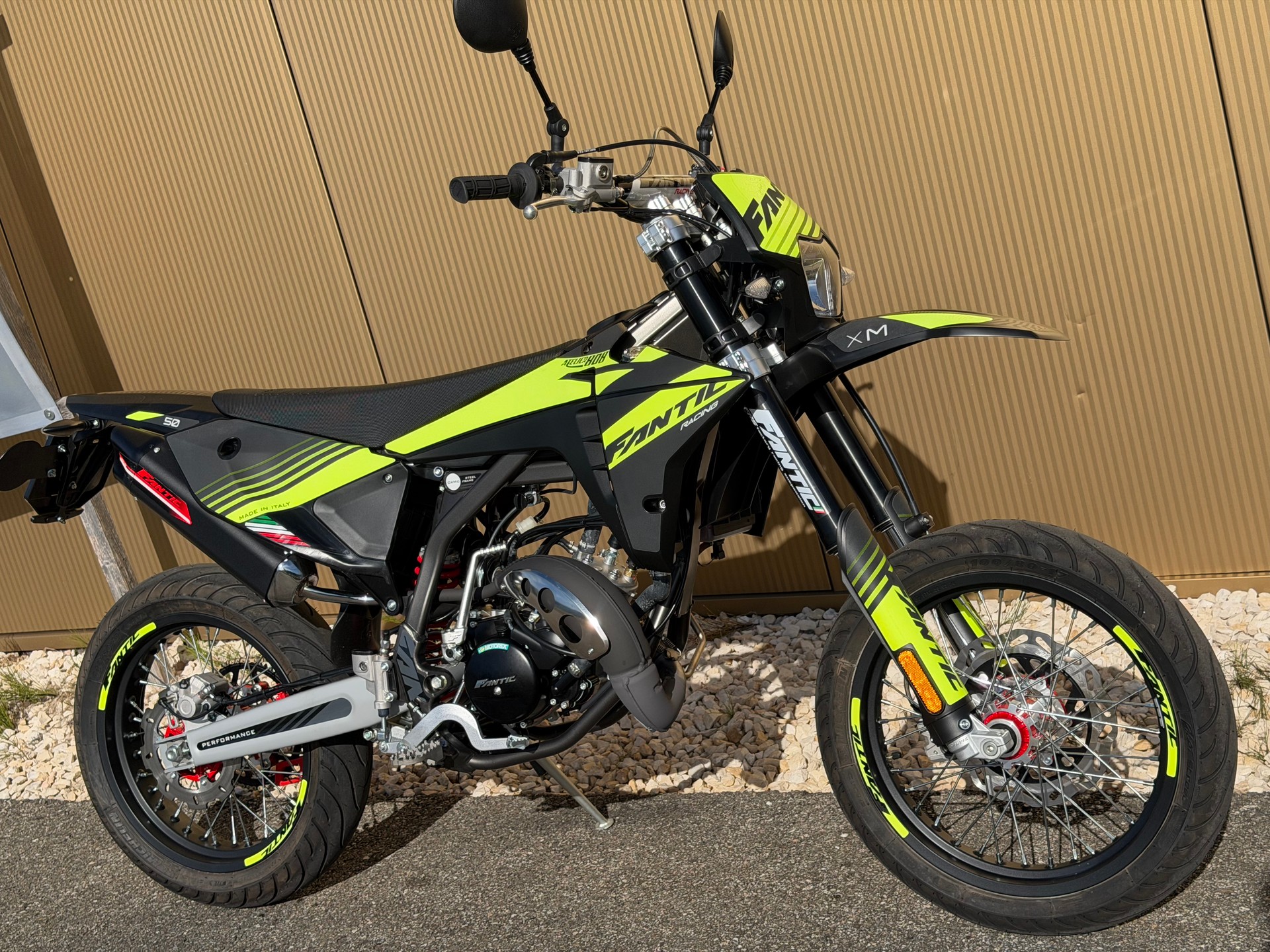 FANTIC Motard 50 Performance PLAQUE JAUNE 45 KM/H-image-2