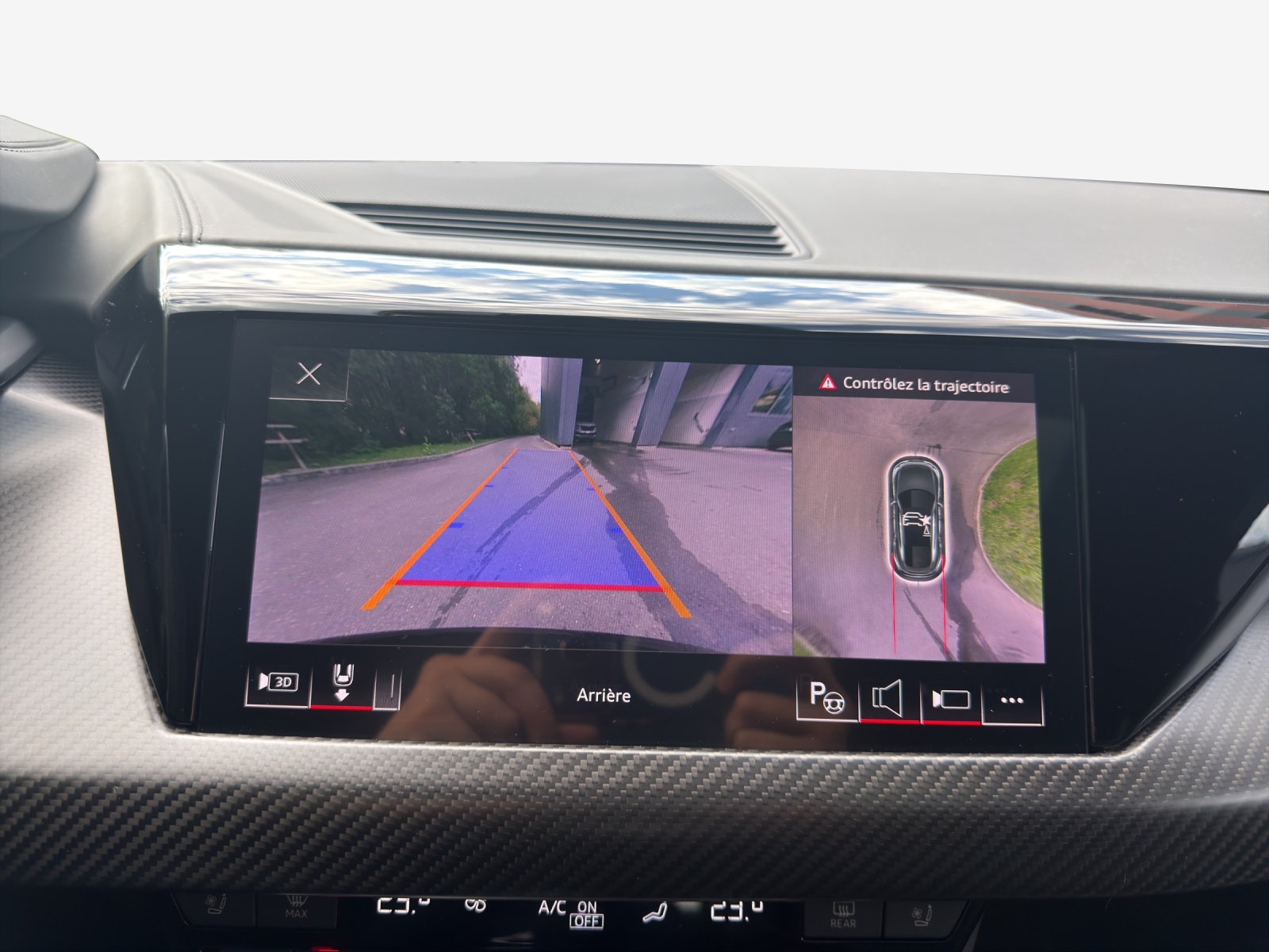 AUDI e-tron GT quattro-image-16
