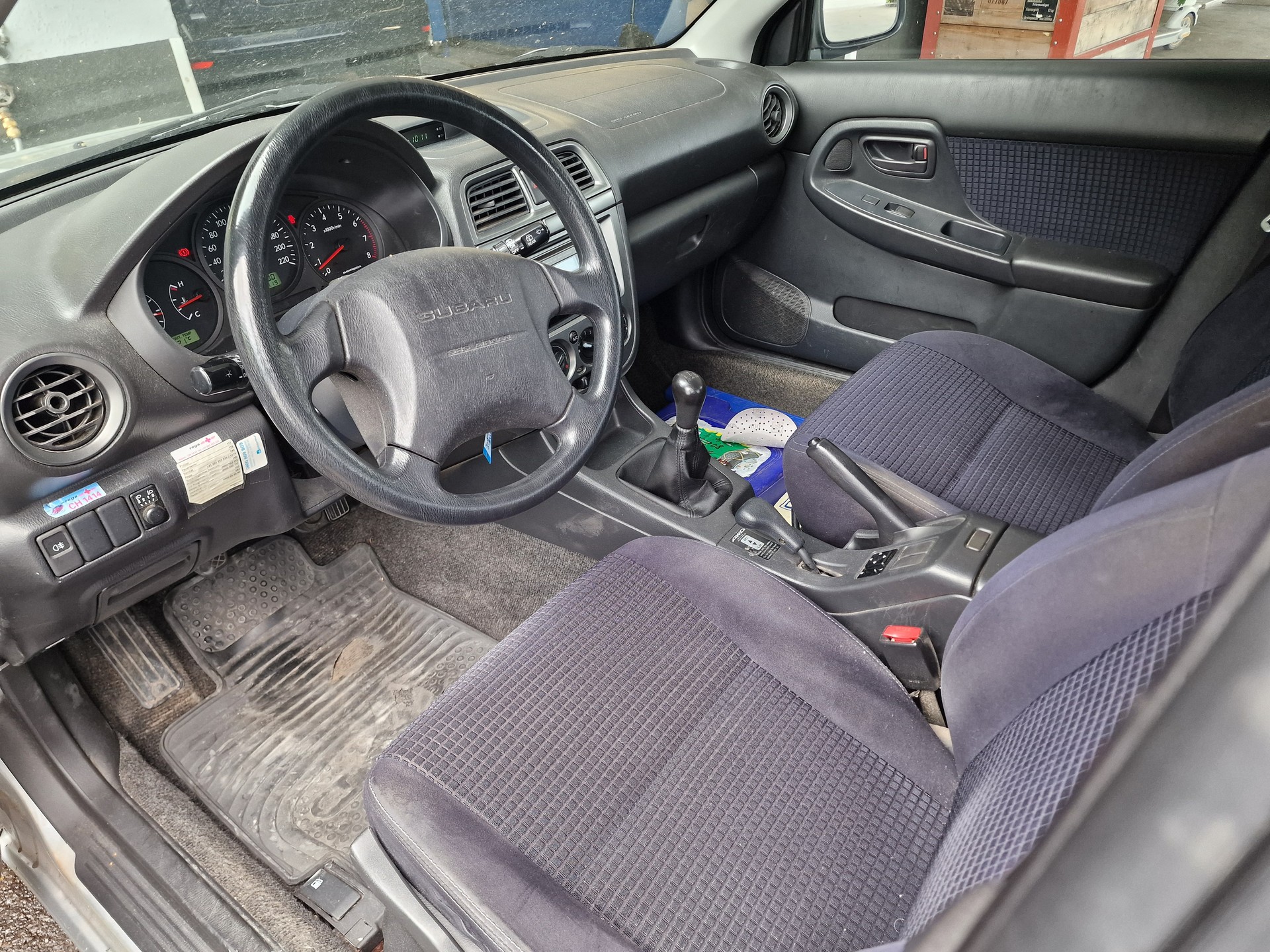 SUBARU Impreza 1.6 ab Platz 8x neuwertige Rad-image-5