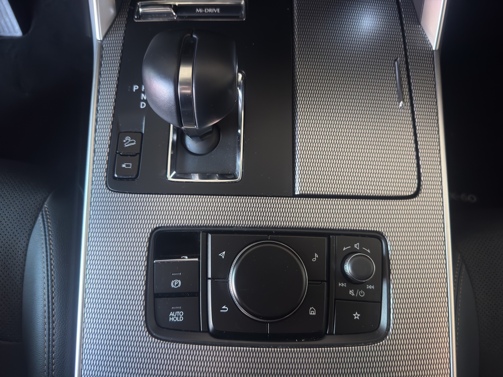 MAZDA CX-60 3.3 D 254 PS Homura AWD-image-9